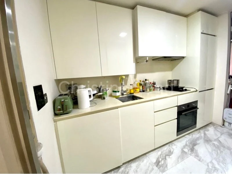1 Bed Condo for Sale in  The Sorrento - Image 5