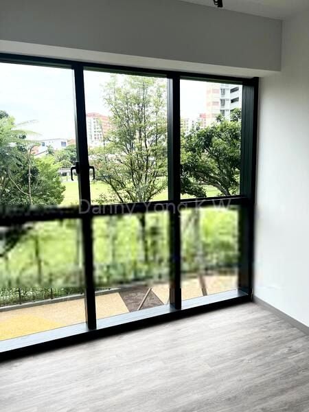 4 Bed Condo for Rent in  Riverfront Residences - Image 8