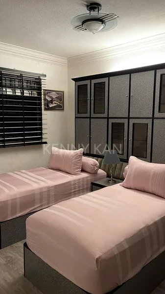 Common Room (HDB) for Rent in  491B Tampines Avenue 9 - Image 1