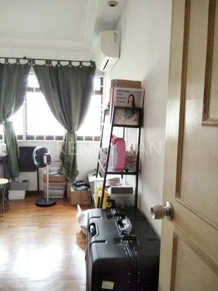 Common Room (HDB) for Rent in  142 Lorong 2 Toa Payoh - Image 1