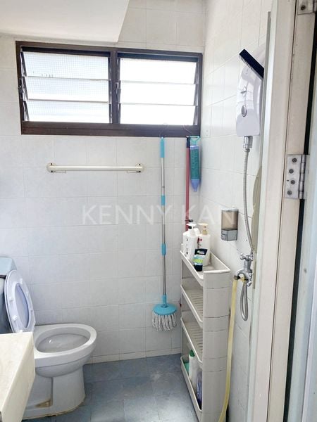 Common Room (HDB) for Rent in  324 Ang Mo Kio Avenue 3 - Image 3