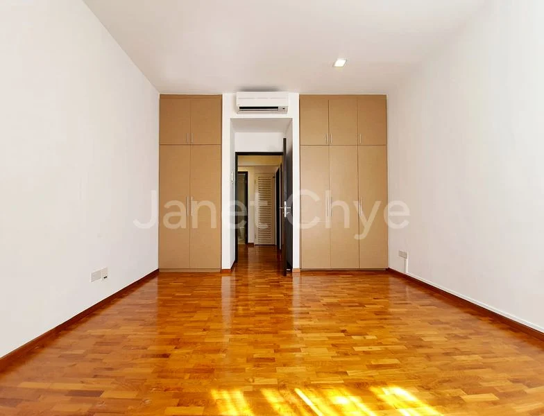 3+1 Bed Condo for Rent in  Nassim Regency - Image 6