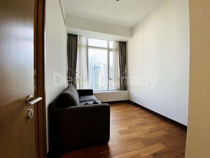 3 Bed Condo for Rent in  Gramercy Park - Image 3