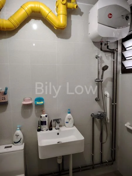 Common Room (HDB) for Rent in  159 Bishan Street 13 - Image 1
