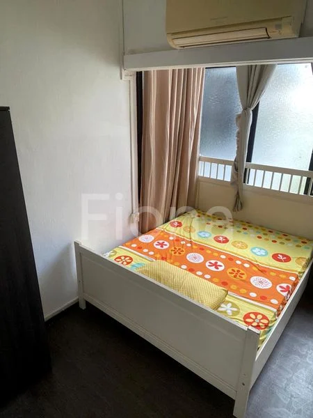 Common Room (Condo) for Rent in  East Grove - Image 4