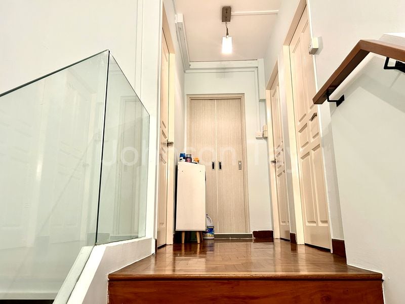 Maisonette HDB for Sale in  429 Hougang Avenue 6 - Image 5