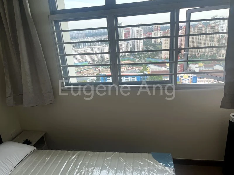 Common Room (HDB) for Rent in  246B Ang Mo Kio Street 21 - Image 1