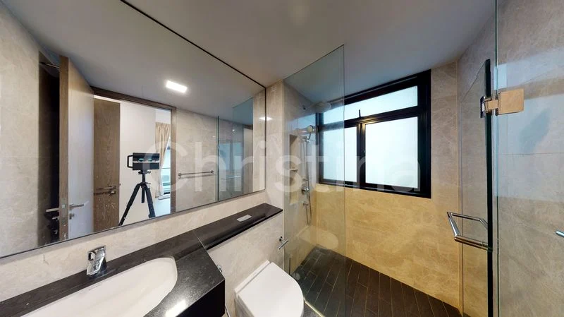 2 Bed Apartment (Condo) for Sale in  The Enclave . Holland - Image 6