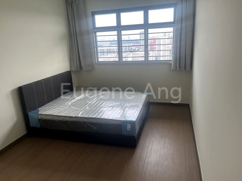 Master Room (HDB) for Rent in  246B Ang Mo Kio Street 21 - Image 1
