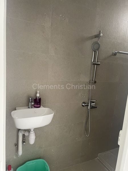 3+1 Bed Apartment (Condo) for Rent in  Uni Building - Image 8