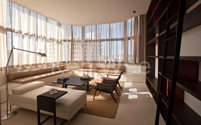 5 Bed Condo for Rent in  Beverly Hill - Image 3