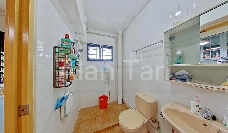 5 Room (5I) HDB for Sale in  542 Woodlands Drive 16 - Image 1