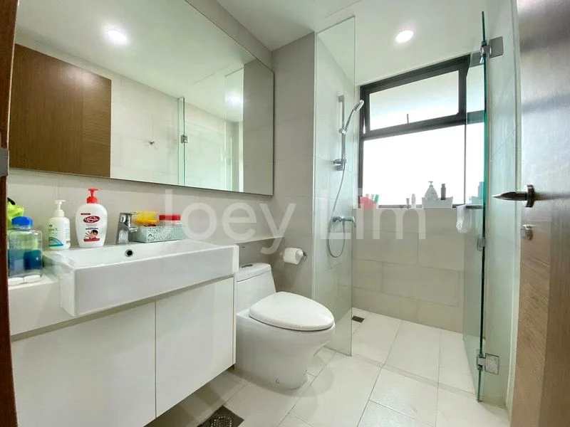 3 Bed Executive Condo for Rent in  The Topiary - Image 2