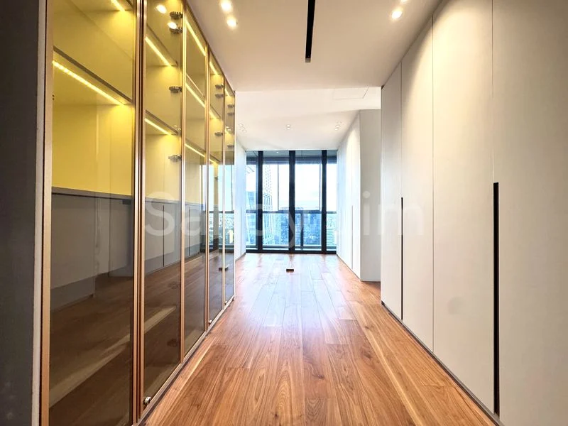 6 Bed Condo for Sale in  South Beach Residences - Image 13