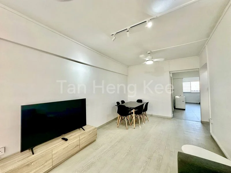 4 Room (4A) HDB for Sale in  58 Chai Chee Drive - Image 2