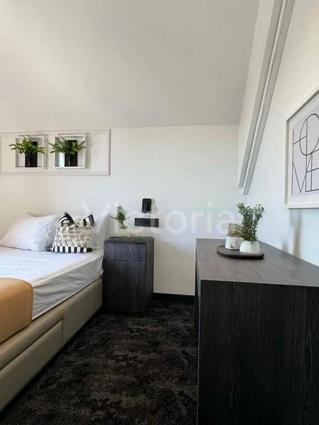 Studio Apartment (Condo) for Rent in  Pasir Panjang Road - Image 9