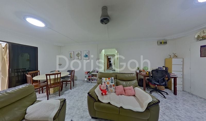5 Room (5I) HDB for Sale in  313 Sembawang Drive - Image 3