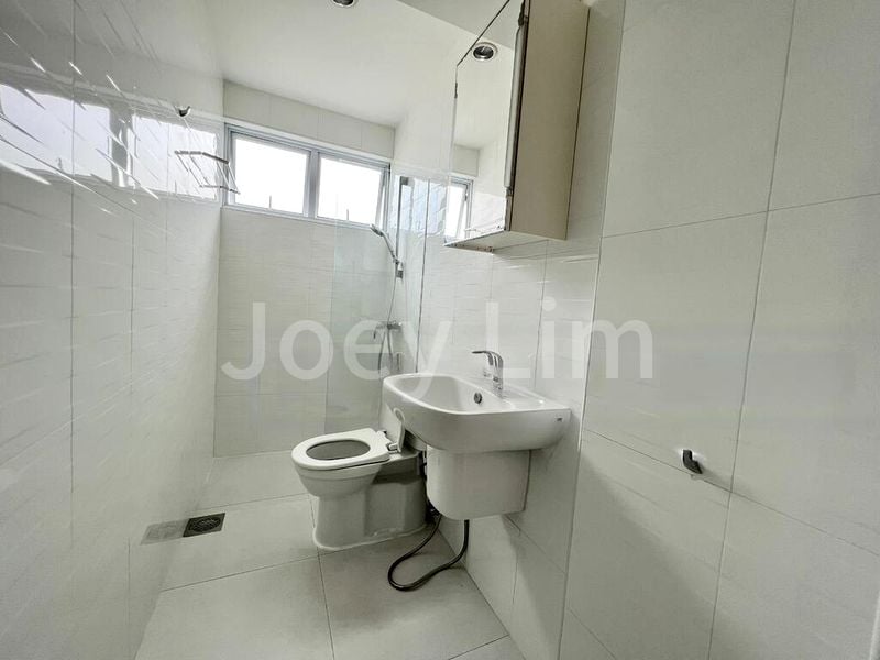 1 Bed Condo for Rent in  Pandan Valley - Image 3