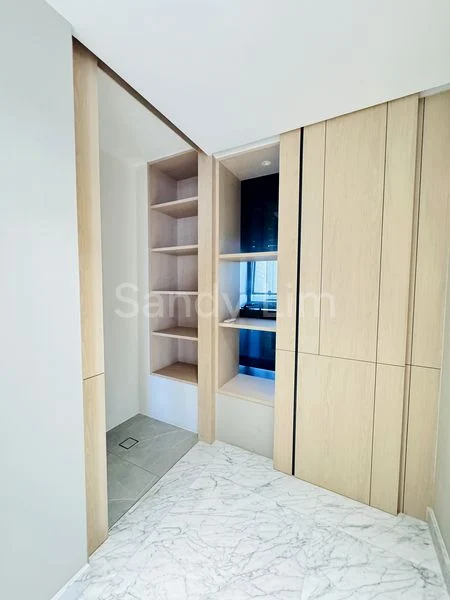 6 Bed Condo for Sale in  South Beach Residences - Image 8