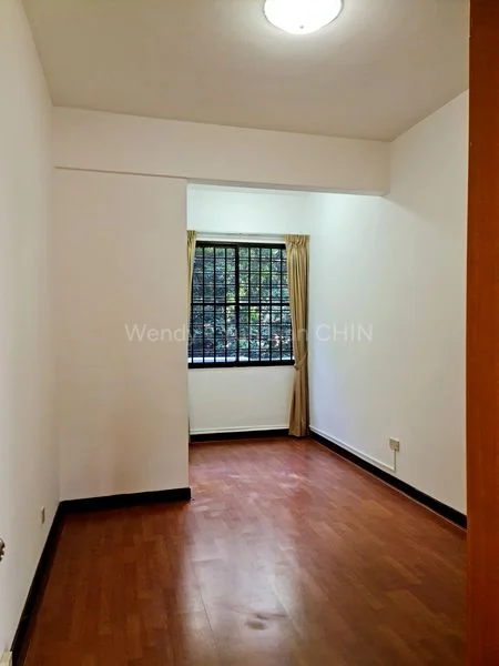 2+1 Bed Apartment (Condo) for Rent in  Warner Court - Image 2