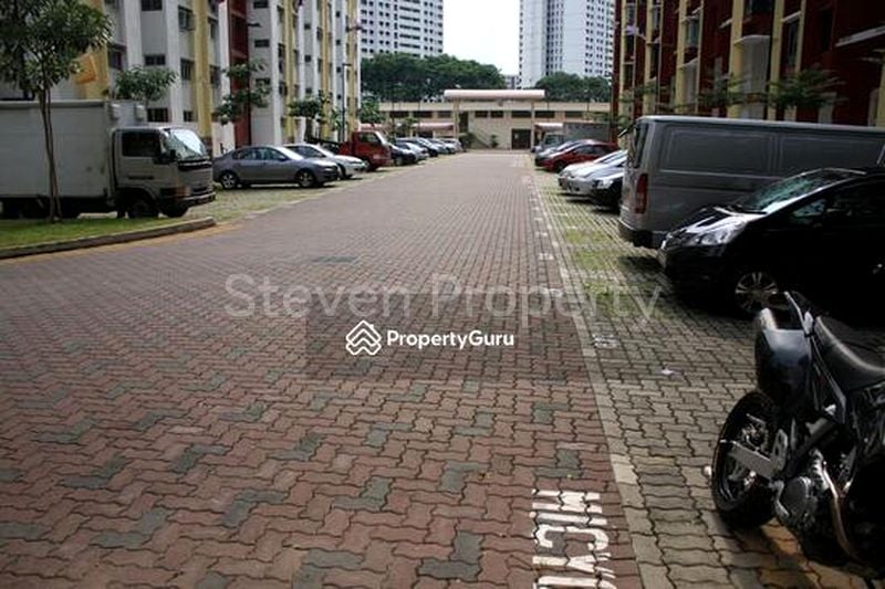 4 Room (4A) HDB for Rent in  421 Ang Mo Kio Avenue 10 - Image 2