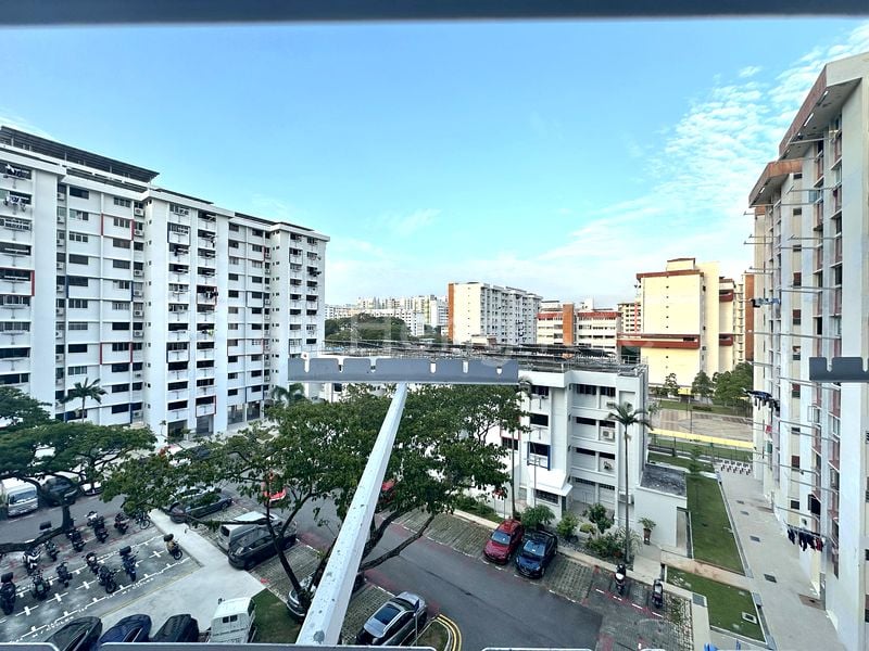 4 Room (4A) HDB for Sale in  58 Chai Chee Drive - Image 9