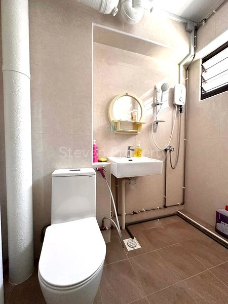 4 Room (4A) HDB for Rent in  450 Hougang Avenue 10 - Image 11