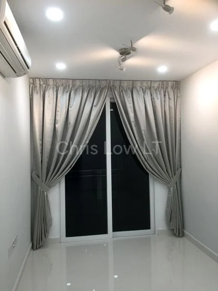 2 Bed Apartment (Condo) for Sale in  Kensington Square - Image 3