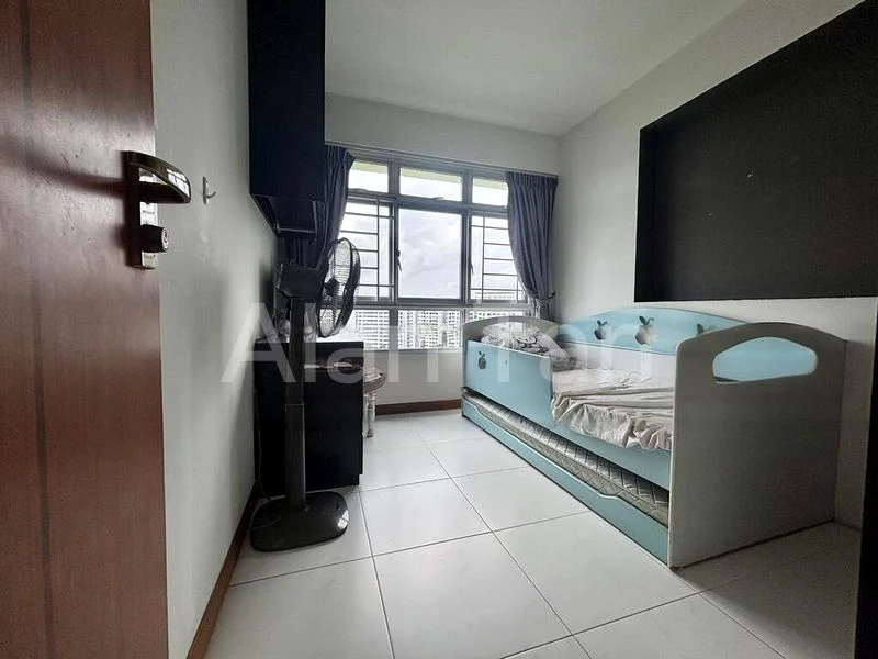 4 Room (4A) HDB for Sale in  211C Compassvale Lane - Image 3