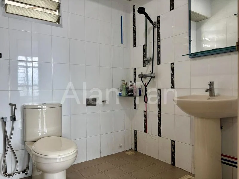 4 Room (4A) HDB for Sale in  211C Compassvale Lane - Image 1