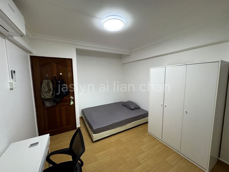 Common Room (HDB) for Rent in  126 Simei Street 1 - Image 2