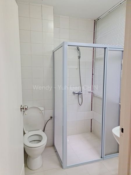 2+1 Bed Apartment (Condo) for Rent in  Warner Court - Image 3