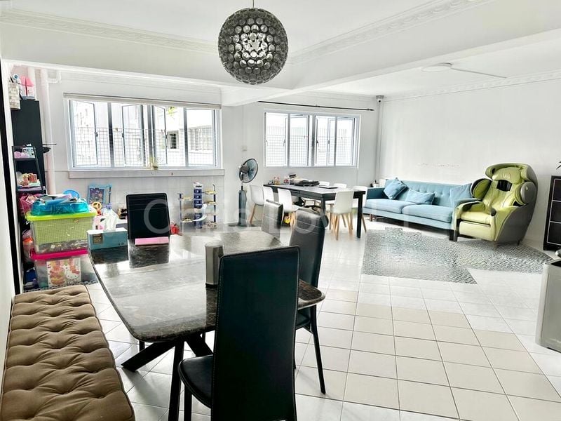 5 Room (5I) HDB for Sale in  128 Bishan Street 12 - Image 3