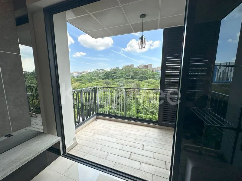 3 Bed Executive Condo for Sale in  Westwood Residences - Image 4