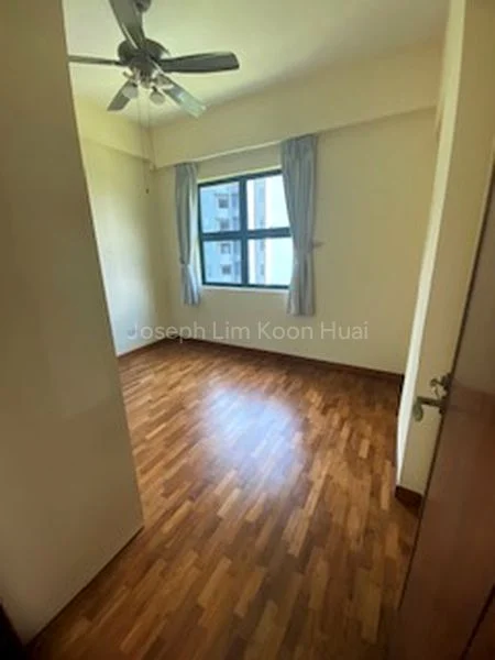 2+1 Bed Condo for Rent in  90 Holland Road - Image 1