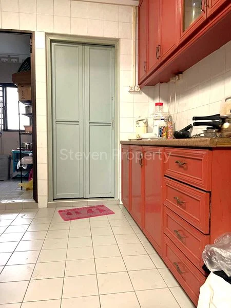 Common Room (HDB) for Rent in  616 Woodlands Avenue 4 - Image 4