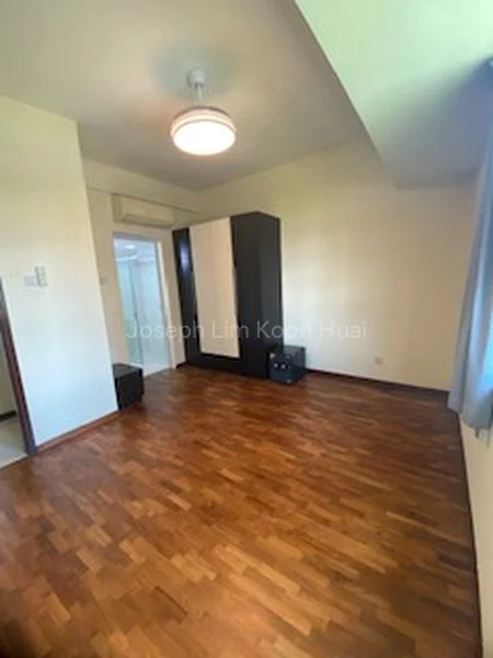 2+1 Bed Condo for Rent in  90 Holland Road - Image 11
