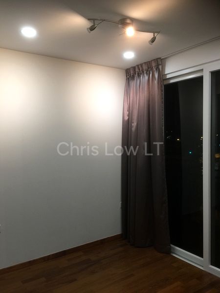 2 Bed Apartment (Condo) for Sale in  Kensington Square - Image 6