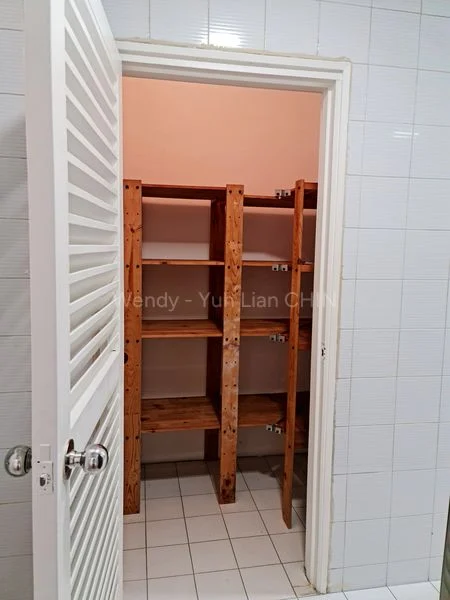2+1 Bed Apartment (Condo) for Rent in  Warner Court - Image 5