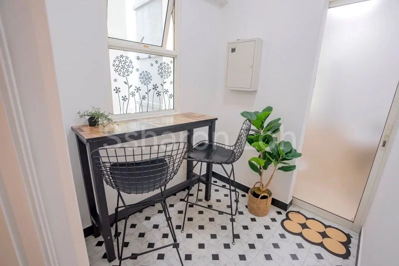 Common Room (Condo) for Rent in  Evergreen Park - Image 2