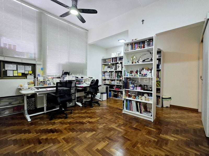 2 Bed Condo for Sale in  Coronation Grove - Image 16