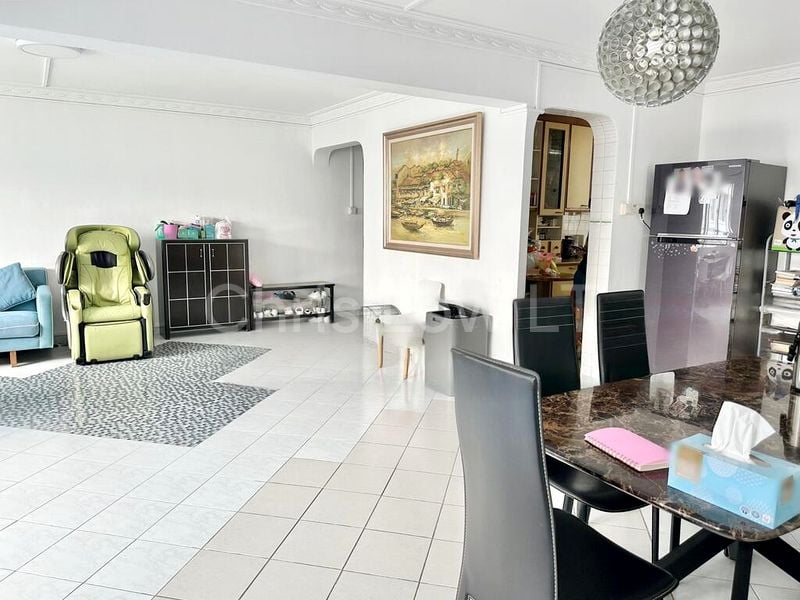 5 Room (5I) HDB for Sale in  128 Bishan Street 12 - Image 6