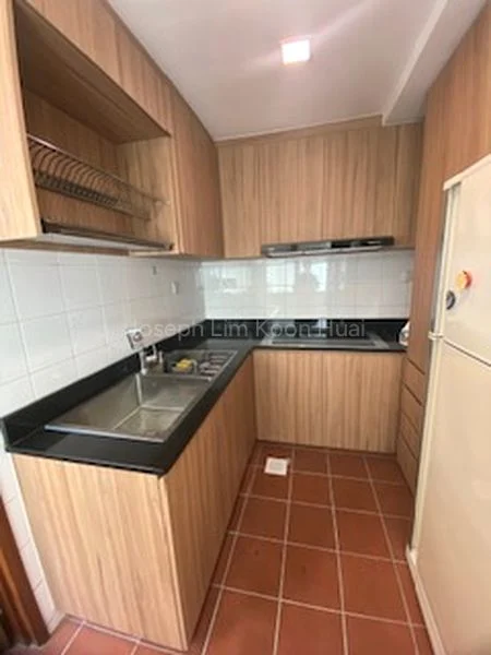 2+1 Bed Condo for Rent in  90 Holland Road - Image 2