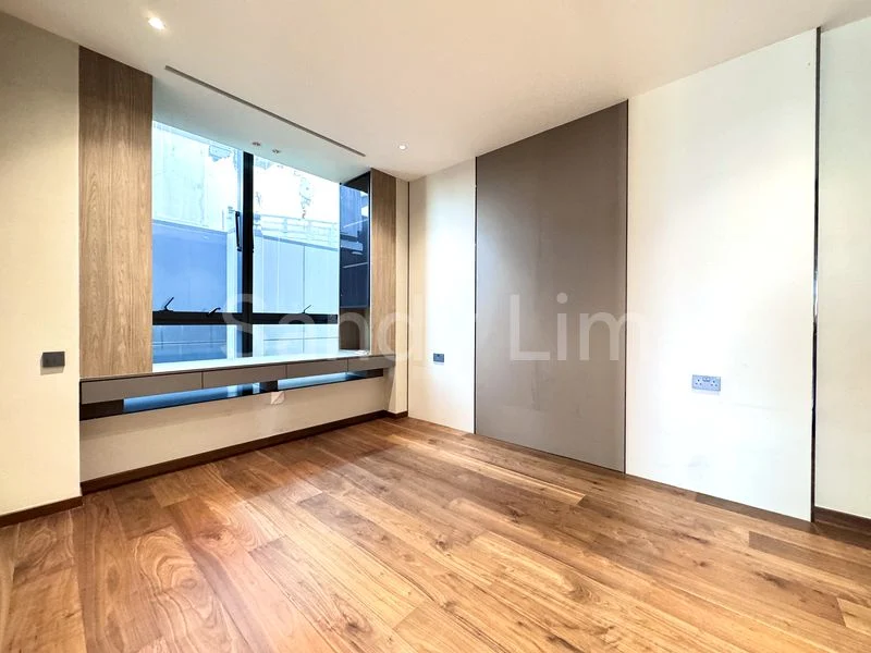 6 Bed Condo for Sale in  South Beach Residences - Image 18