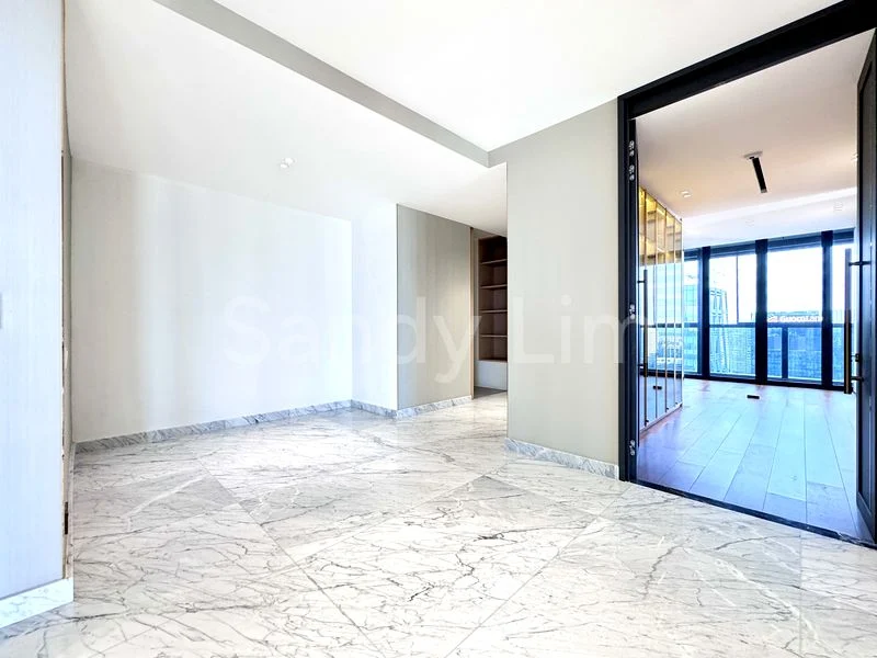6 Bed Condo for Sale in  South Beach Residences - Image 7