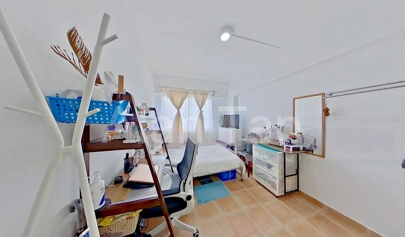 5 Room (5I) HDB for Sale in  542 Woodlands Drive 16 - Image 6