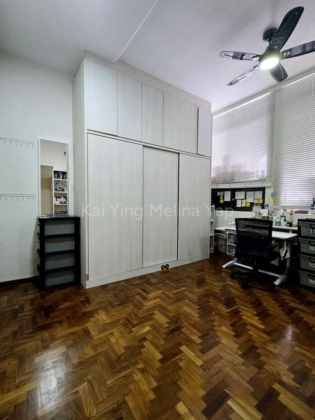 2 Bed Condo for Sale in  Coronation Grove - Image 15