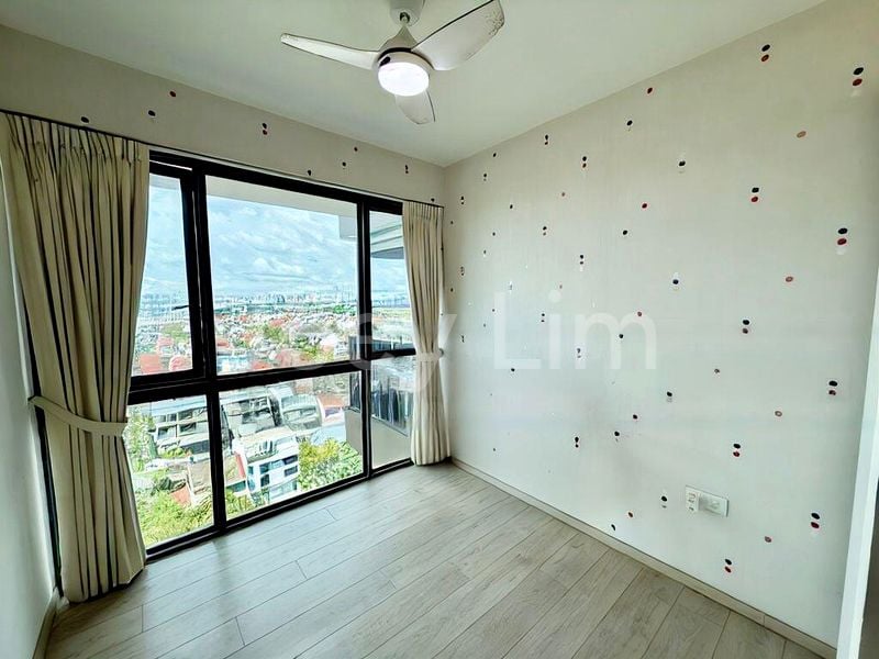 3 Bed Executive Condo for Rent in  The Topiary - Image 6
