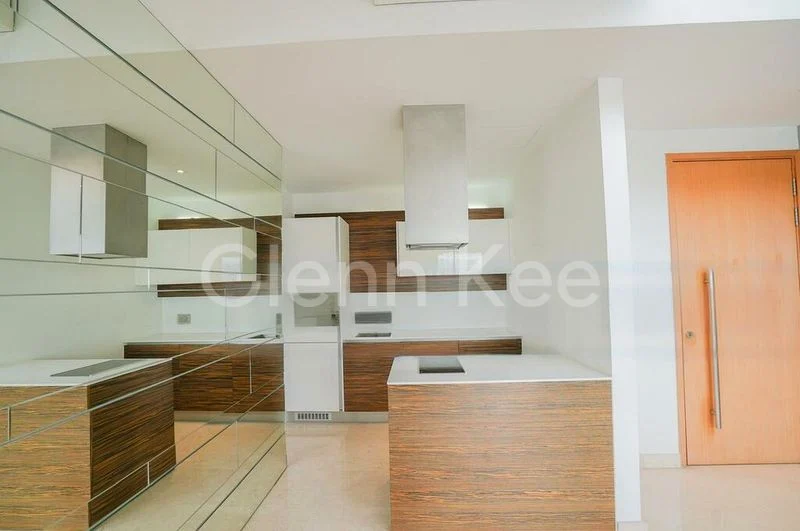 4 Bed Apartment (Condo) for Sale in  Lucida - Image 5