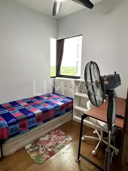 Common Room (Condo) for Rent in  Kingsford Waterbay - Image 1